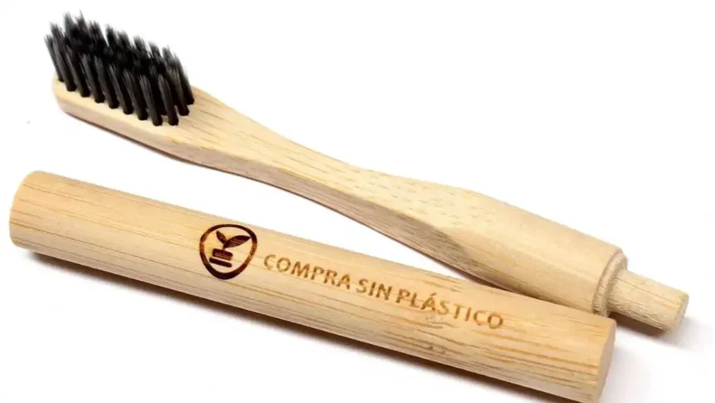 Foto de Cepillos de Bambu para explicar los beneficios de los cepillos de bambu - Blog de Ecomuna